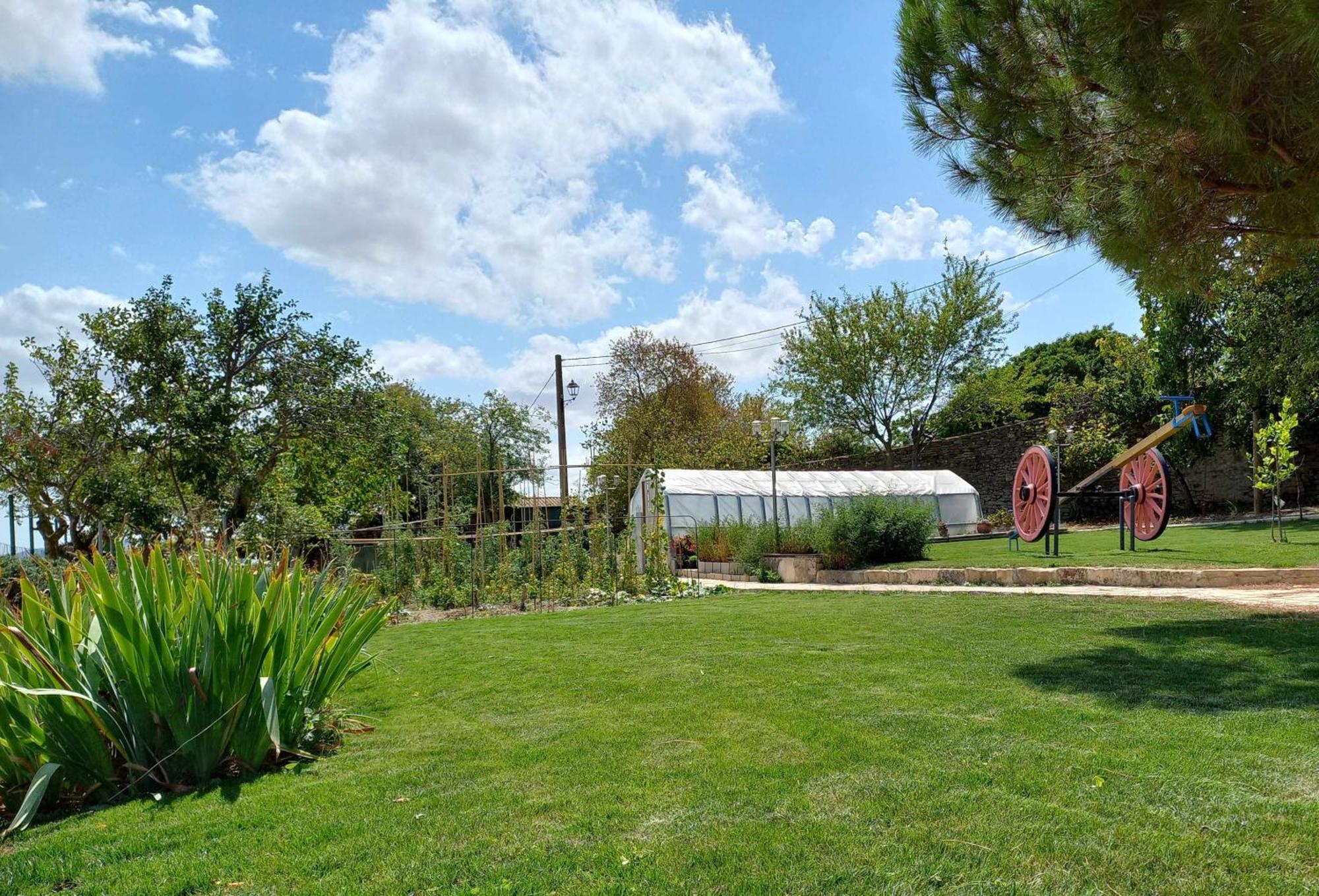 Casa Albaitar Con Piscina Y Sala De Juegos Azcona Kültér fotó